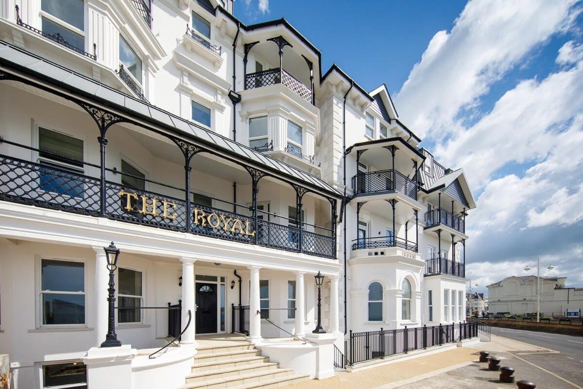 Panoramic Sea Views In Beachfront Apt W Balcony Bognor Regis Exterior foto